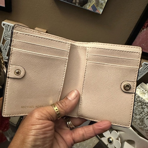 Like New Michael Kors Small Wallet - Picture 11 of 11